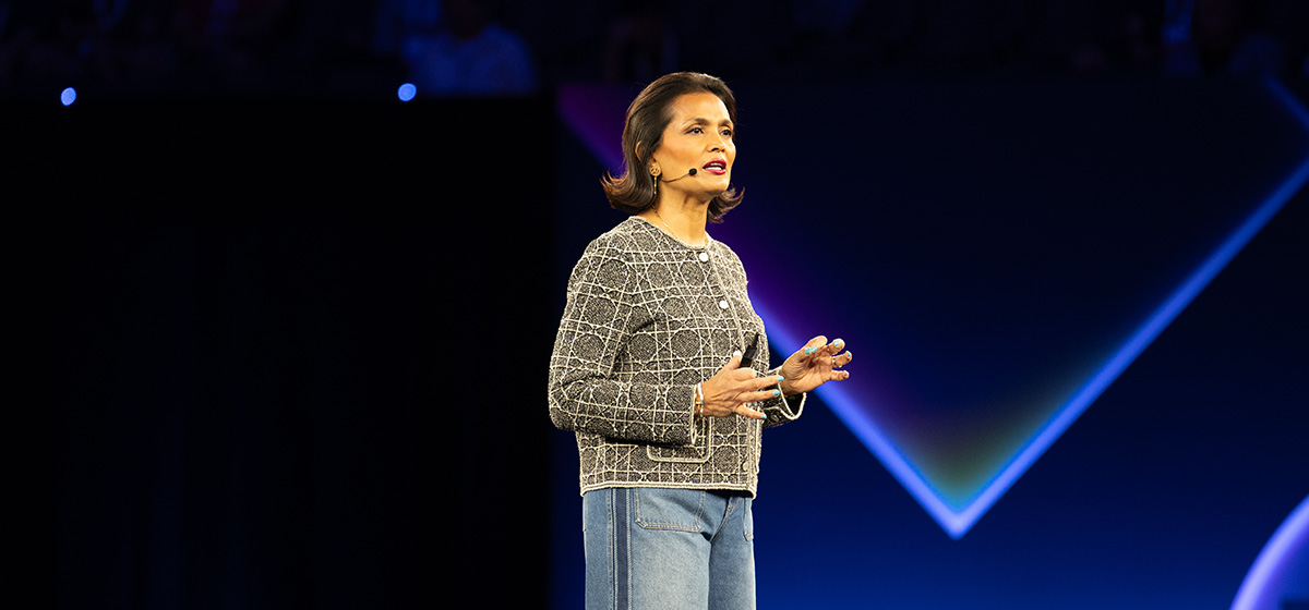 Liz Centoni Keynote Introduction